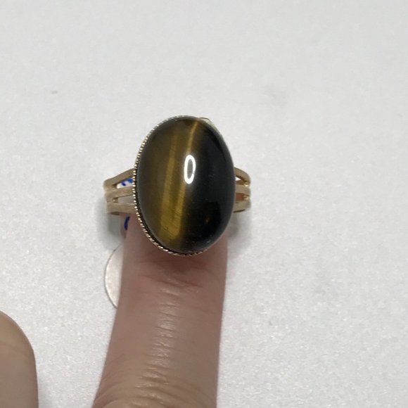 Tigereye Sizeable Silver Ring - Picture 7 of 8
